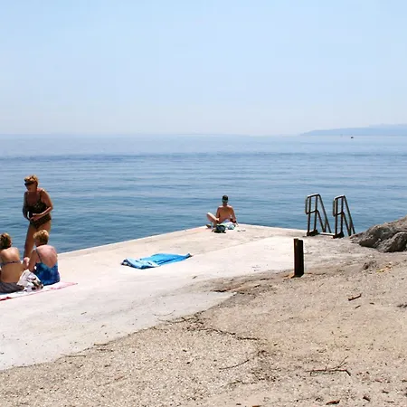 With A Parking Space Icici, Opatija - 11154 Lägenhet *